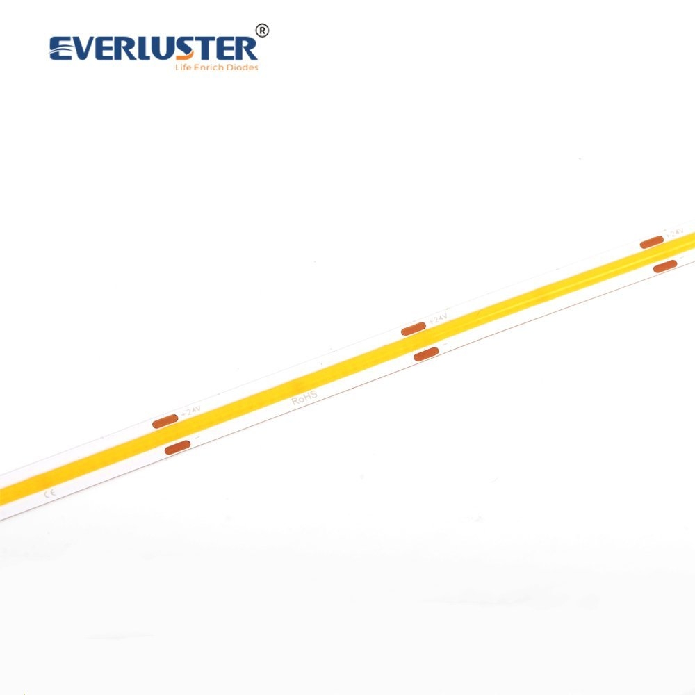 Hocheffizientes Cob-LED-Streifenlicht mit mehr als 125 lm pro Watt.